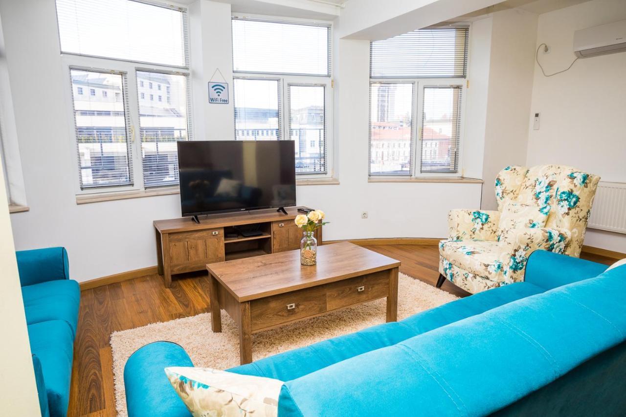 Old City Square Apartment Lovech Bagian luar foto