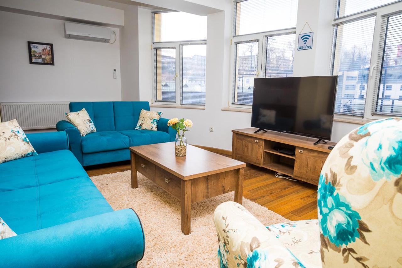 Old City Square Apartment Lovech Bagian luar foto