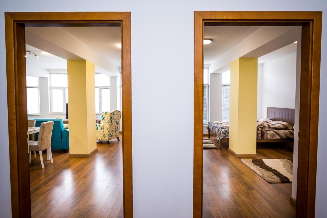 Old City Square Apartment Lovech Bagian luar foto